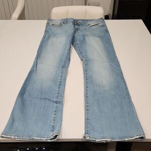 Lightwash American Eagle slim bootcut jeans size 10L